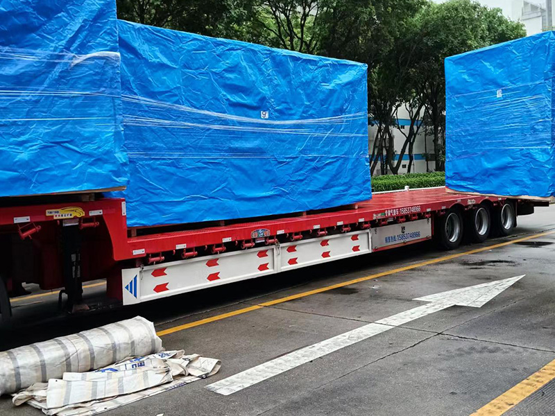 龍(long)華富士(shi)康搬遷(qian)真空防(fáng)雨木箱(xiang)