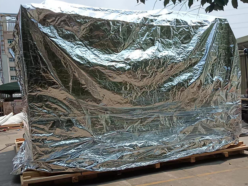 锂電新能源(yuán)設備真空包(bao)裝